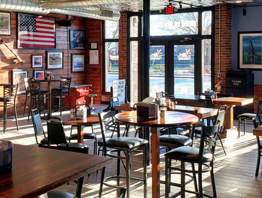 Aviator Pizzeria & BeerShop: Where Craft Beer Meets Artisan Pizza in Fuquay-Varina